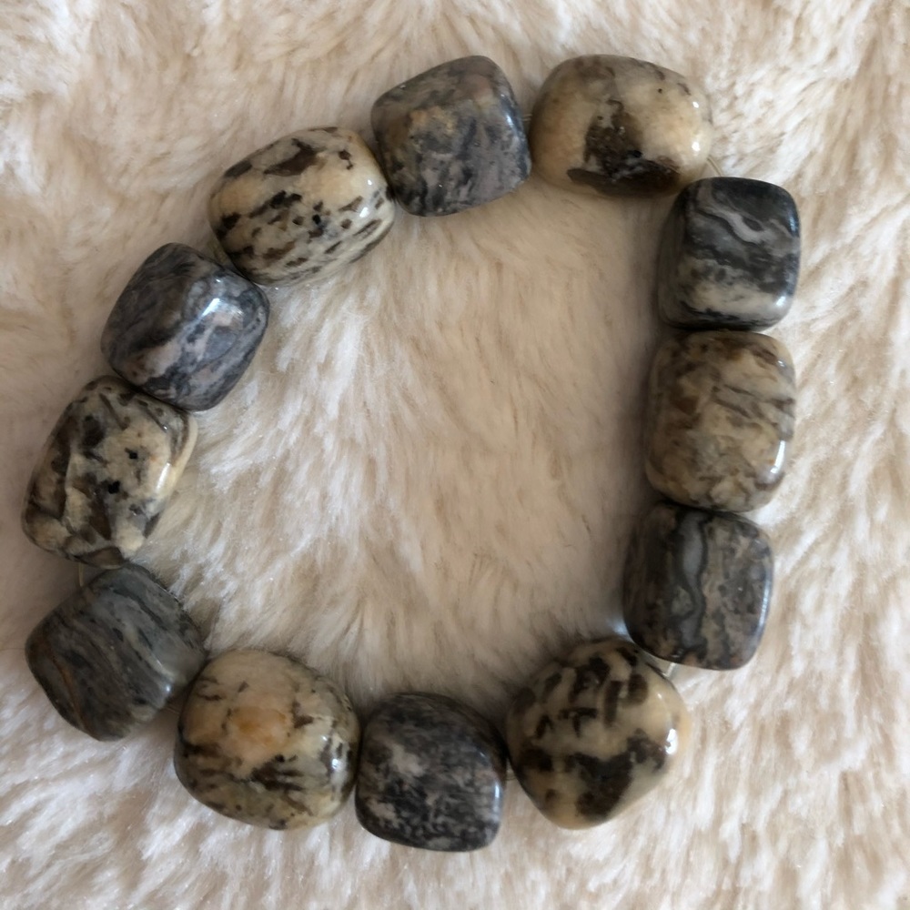 Beautiful stretch multi-stone bracelet - Picture 7 of 8